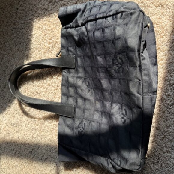 Chanel New Travel Line Tote MM Bag Nylon Jacquard Leather Black - Picture 4 of 16